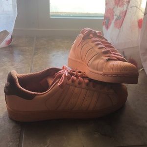 selling orange adidas superstars in size 8 (men).